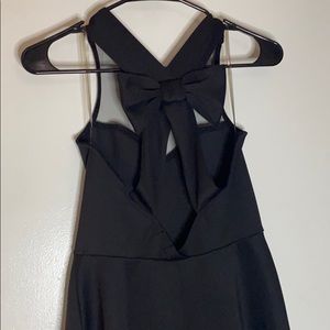 Black dress bow back